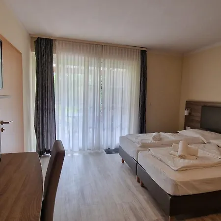 Hotel Tini-2